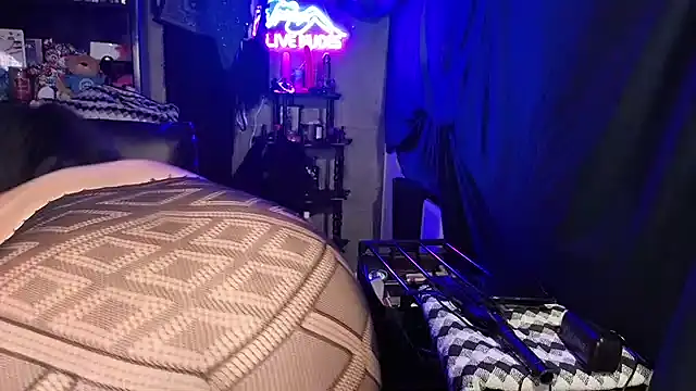 chicanachic13 online show from 03/01/26, 09:26