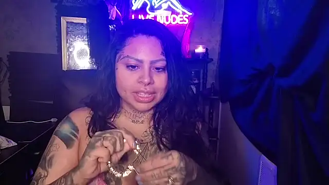 chicanachic13 online show from 02/15/26, 10:20