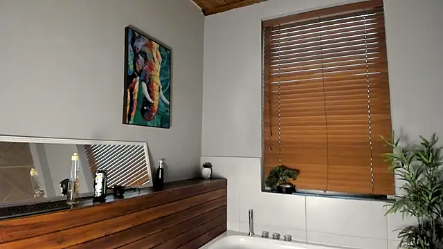 AustinJones  online show from 11/12/25, 07:18