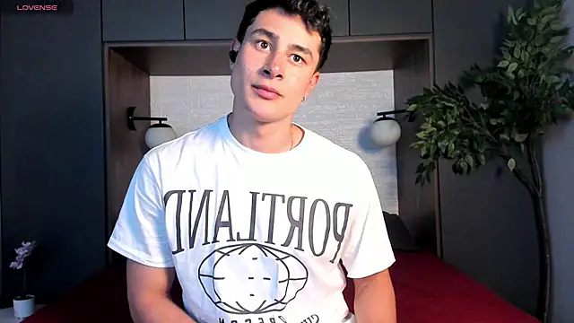 Snapshot of AustinJones_ chatting on 03/26/26, 07:45 AustinJones online show from 03/26/26, 07:45