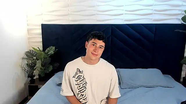 Snapshot of AustinJones_ chatting on 03/09/26, 07:39 AustinJones online show from 03/09/26, 07:39