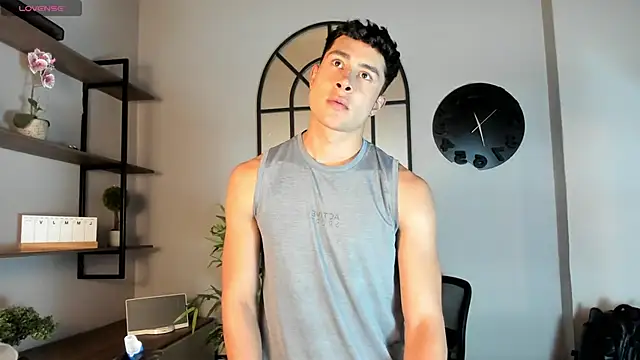 AustinJones  online show from 12/01/25, 05:47