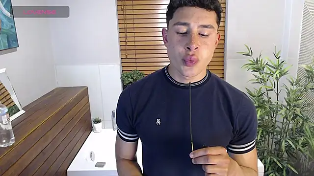 AustinJones  online show from 09/22/25, 08:26