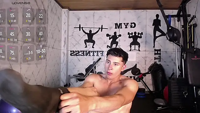 AustinJones  online show from 11/20/25, 08:31