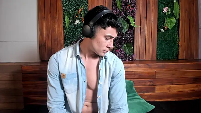 AustinJones  online show from 02/07/26, 06:38