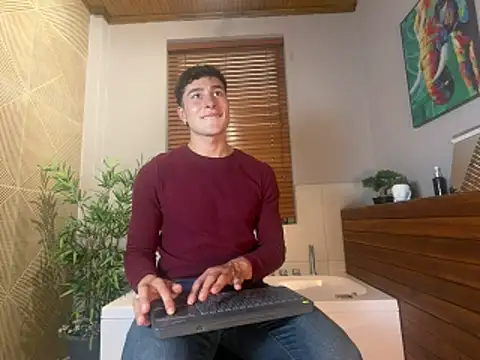 AustinJones  online show from 01/31/26, 08:29