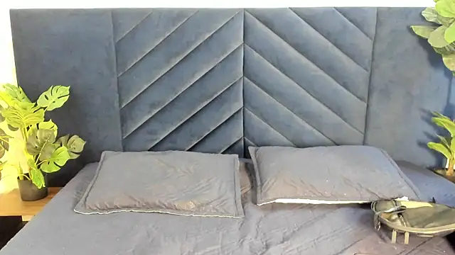 AustinJones  online show from 11/14/25, 08:23