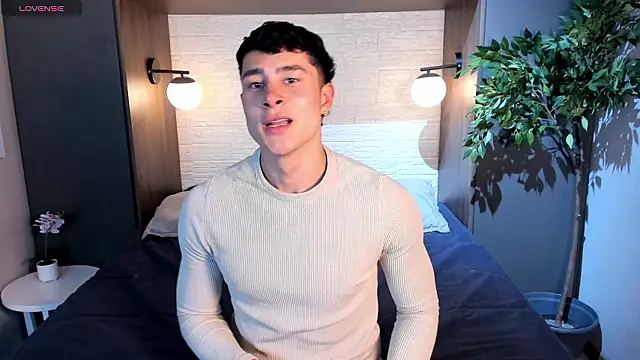 Snapshot of AustinJones_ chatting on 03/07/26, 07:19 AustinJones online show from 03/07/26, 07:19