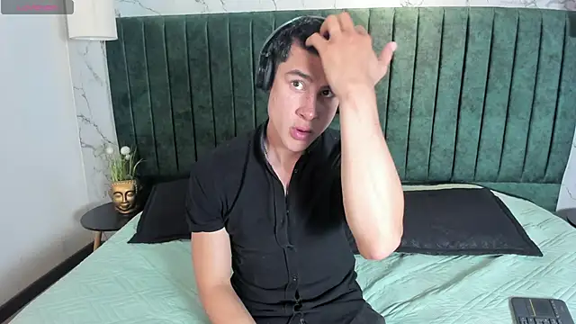 AustinJones  online show from 02/20/26, 07:38