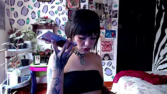 MistressMariam  online show from 09/26/25, 04:03