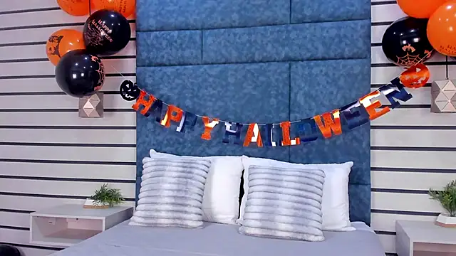 NatyLeone online show from 10/15/25, 08:17