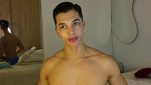 Snapshot of Troye_Williams chatting on 04/06/26, 11:00 Troye Williams online show from 04/06/26, 11:00