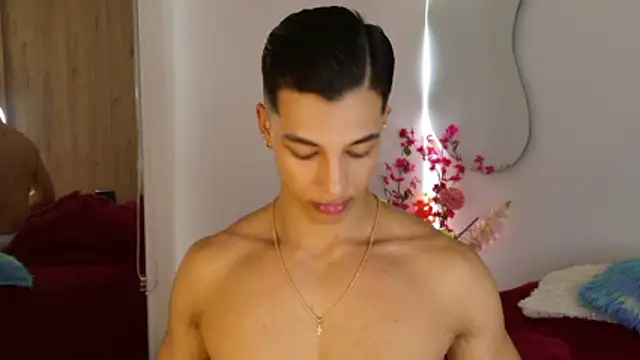 Snapshot of Troye_Williams chatting on 03/14/26, 02:34 Troye Williams online show from 03/14/26, 02:34