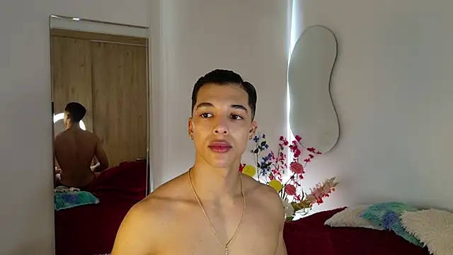 Troye Williams online show from 05/05/26, 02:31