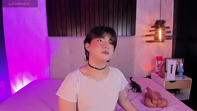 Creamy Angelo online show from 11/29/25, 03:17