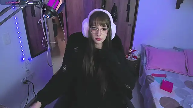 starrraura online show from 12/19/25, 07:49