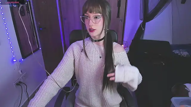 starrraura online show from 12/05/25, 07:45