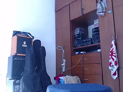 Snapshot of Diego__Barbarie__ chatting on 10/21/25, 01:43 Diego Barbarie online show from 10/21/25, 01:43