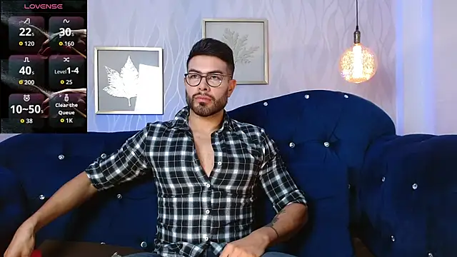 ZarekFox online show from 10/25/25, 01:45