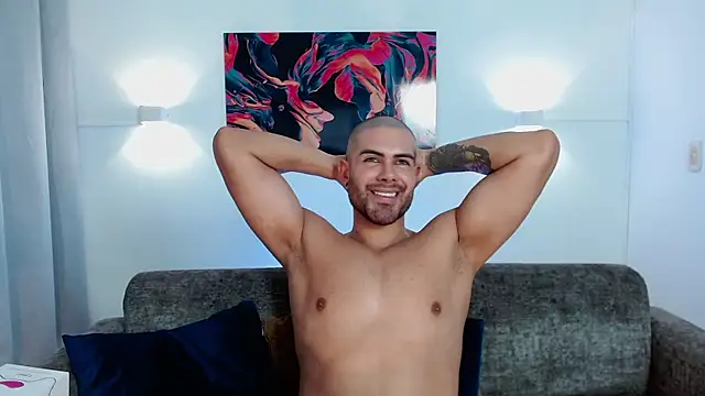 ZarekFox online show from 11/24/25, 07:14