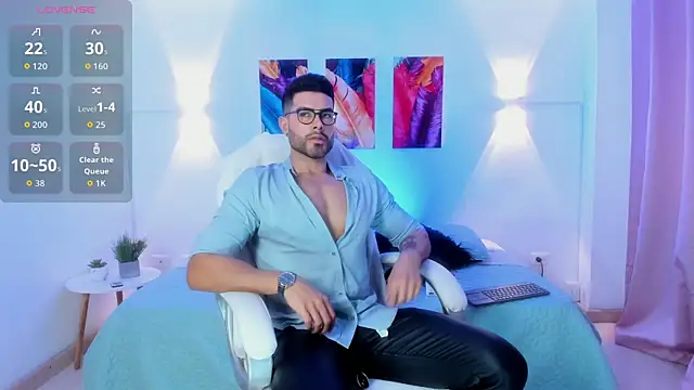 ZarekFox online show from 11/12/25, 07:40