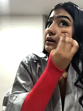 Miia Parker online show from 12/16/25, 01:04