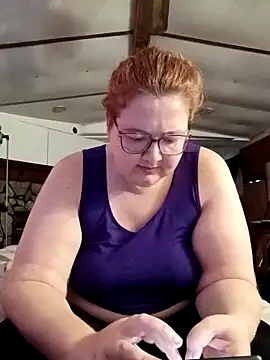 XEmoxkittyx online show from 02/19/26, 06:27