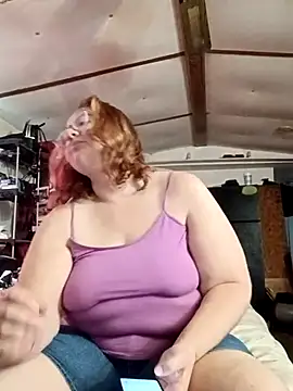 XEmoxkittyx online show from 02/18/26, 05:09