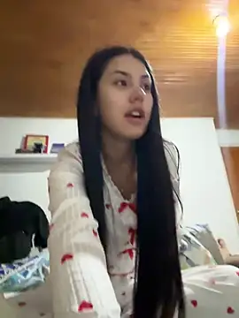 Victoria alson online show from 04/12/26, 12:58