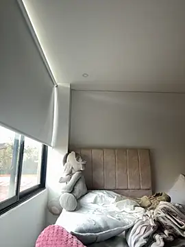 Victoria alson online show from 12/01/25, 01:01