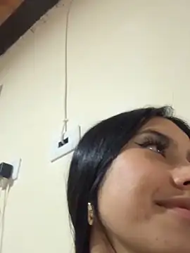 Victoria alson online show from 11/13/25, 03:21