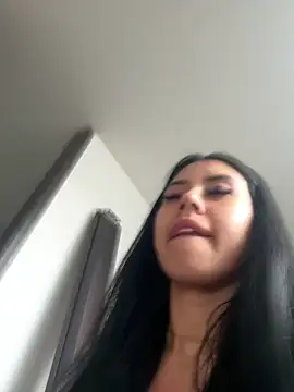 Victoria alson online show from 10/29/25, 01:54