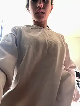 Victoria alson online show from 12/15/25, 01:39