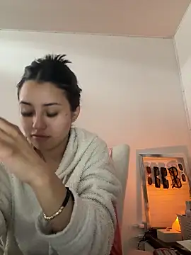 Snapshot of Victoria_alson chatting on 09/27/25, 02:01 Victoria alson online show from 09/27/25, 02:01
