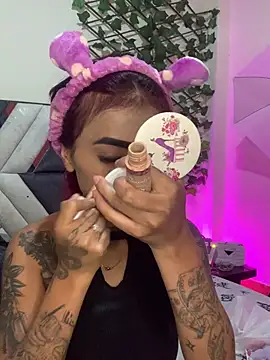 Snapshot of Dirty_isabella18 chatting on 03/25/26, 12:22 Dirty isabella18 online show from 03/25/26, 12:22