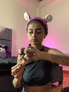 Dirty isabella18 online show from 10/23/25, 07:23