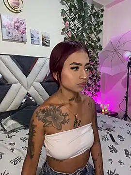 Dirty isabella18 online show from 04/22/26, 06:25