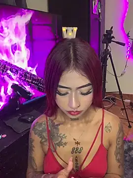 Snapshot of Dirty_isabella18 chatting on 03/28/26, 08:10 Dirty isabella18 online show from 03/28/26, 08:10