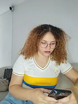 SirenRouge 69 online show from 03/26/26, 07:56