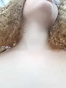 SirenRouge 69 online show from 01/06/26, 07:40