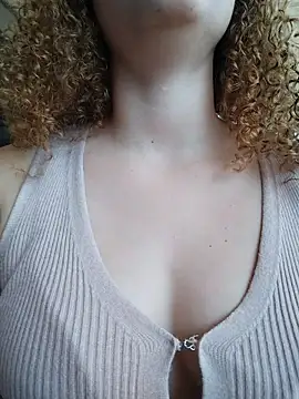 SirenRouge 69 online show from 03/12/26, 09:08