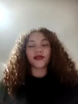 SirenRouge 69 online show from 10/28/25, 08:41