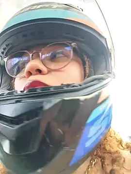 SirenRouge 69 online show from 11/19/25, 08:09