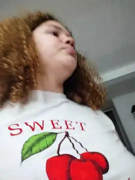 SirenRouge 69 online show from 12/15/25, 03:12