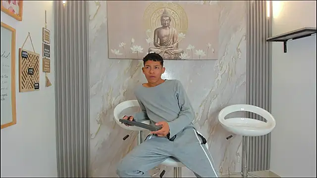 BEAUTY BOYS1 online show from 01/08/26, 07:25