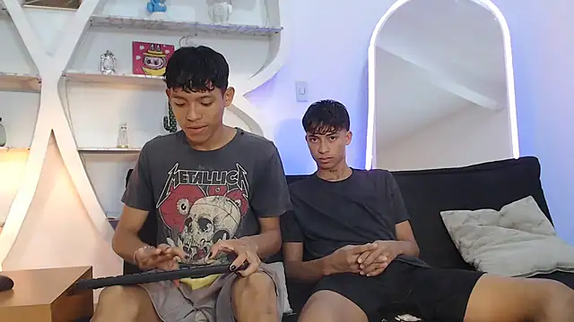 BEAUTY BOYS1 online show from 10/03/25, 07:10