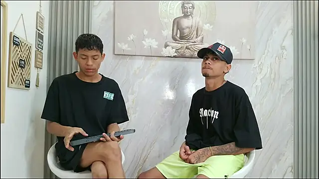 BEAUTY BOYS1 online show from 02/05/26, 07:15