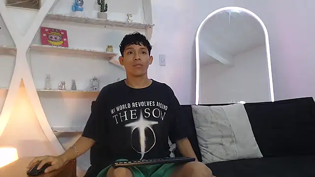 BEAUTY BOYS1 online show from 09/17/25, 07:10