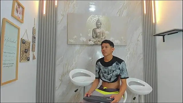 BEAUTY BOYS1 online show from 01/07/26, 07:13