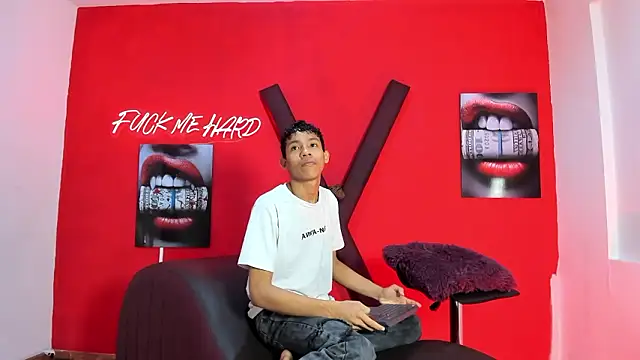 BEAUTY BOYS1 online show from 02/22/26, 07:26